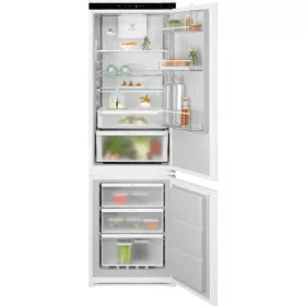   Electrolux ENP7MD18S Beépíthető kombinált alulfagyasztós hűtőszekrény | NoFrost | TwinTech | CustomFlex | 186/62 l | 177 cm magas | 55 cm széles